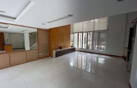 3 bed House in The Lofts Sathorn Yan Nawa District for $1,083,000