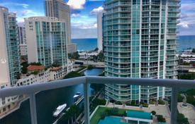 Spacious apartment with ocean views in a residence on the first line of the beach, Sunny Isles Beach, Florida, USA for 643,000 €