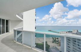Cosy apartment with ocean views in a residence on the first line of the beach, Sunny Isles Beach, Florida, USA for 663,000 €