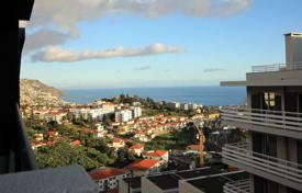 Four-room apartment with panoramic ocean views in Funchal, Madeira, Portugal for 295,000 €