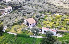Two-storey villa with a guest house and sea views in the Peloponnese, Greece for 440,000 €