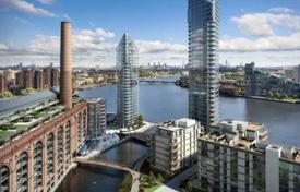 Spacious apartment with a view of the Thames in a riverside residence, in the prestigious district of Chelsea, London, UK for 1,894,000 €