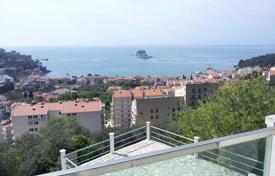 Two-bedroom apartment with sea views in Petrovac, Budva, Montenegro for 195,000 €