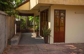 3 bed House Din Daeng Sub District for $466,000