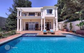 Furnished villa with pool and jacuzzi in premium residential area in Los Angeles for 6,905,000 €