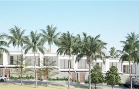 New complex of furnished townhouses close to the ocean, Batu Bolong, Bali, Indonesia for From $360,000