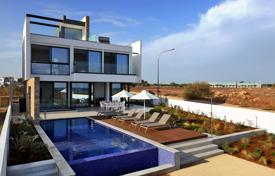 New residence on the first sea line, Ayia Thekla, Cyprus for From 1,590,000 €