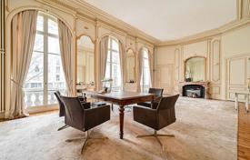 Mansion – Paris, Ile-de-France, France. Price on request